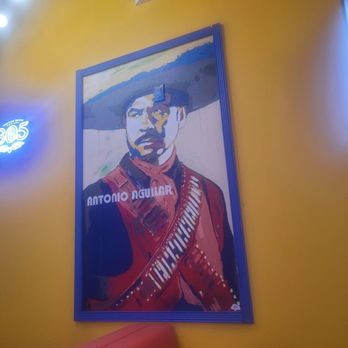 Tipzy's Tacos & Beer - Art of Antonio Aguilar - Mexican Near Me - Fresno, California