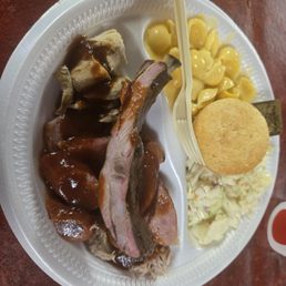 Sampler.plate woth 2 sides and corn bread Sampler.plate woth 2 sides and corn bread