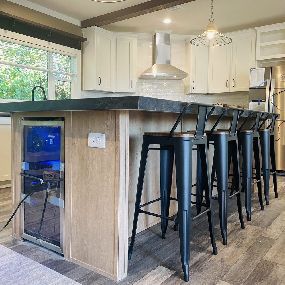 Palm Harbor - Magnum kitchen - Mobile Home Dealers Near Me - Tomball, Texas Palm Harbor - Magnum kitchen - Mobile Home Dealers Near Me - Tomball, Texas