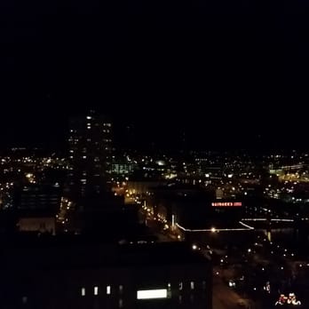 Hyatt Regency Milwaukee - Hotels Near Me - Milwaukee, Wisconsin