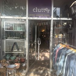 Clutter Vintage - Entrance