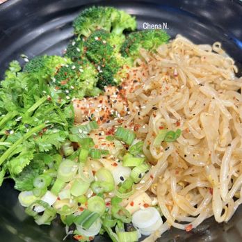 Social Eatery - Biang Biang Garlic Noodle $12.99 - Bubble Tea Near Me - Millbrae, California