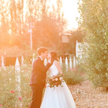 Garden Valley Ranch - Golden hour portraits in the roses Photo By: Weddings by Scott & Dana - Venues & Event Spaces Near Me - Petaluma, California Garden Valley Ranch - Golden hour portraits in the roses Photo By: Weddings by Scott & Dana - Venues & Event Spaces Near Me - Petaluma, California
