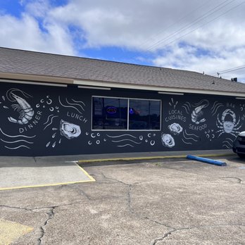 CJ's Coastal Grill - Outside - Seafood Near Me - Biloxi, Mississippi