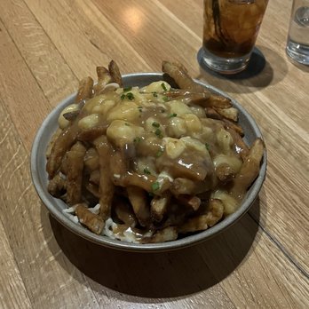 Moxies - Poutine - Lounges Near Me - Miami, Florida Moxies - Poutine - Lounges Near Me - Miami, Florida
