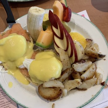 Cora's Breakfast & Lunch - Breakfast & Brunch Near Me - Vaughan, Ontario Cora's Breakfast & Lunch - Breakfast & Brunch Near Me - Vaughan, Ontario