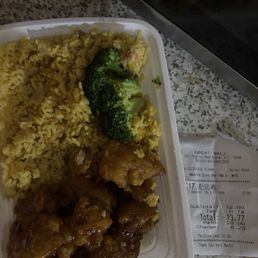 Mushy rice, general tso chicken Mushy rice, general tso chicken