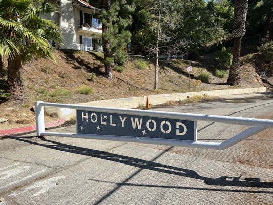 Hollywood Reservoir by null