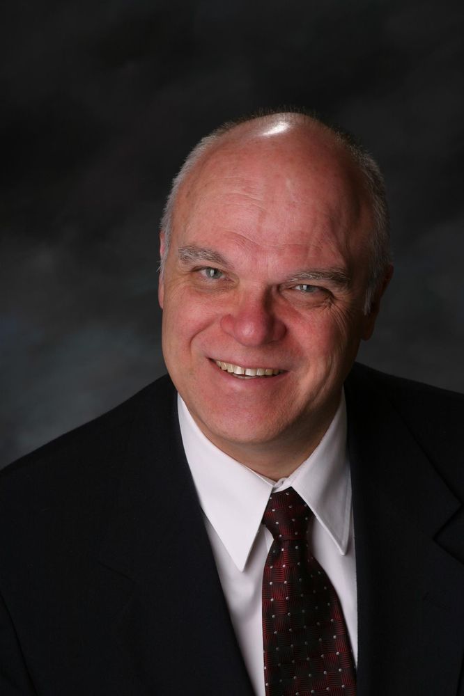 FRED LINDHOLM REAL ESTATE ONE 26236 Woodward Ave, Royal Oak