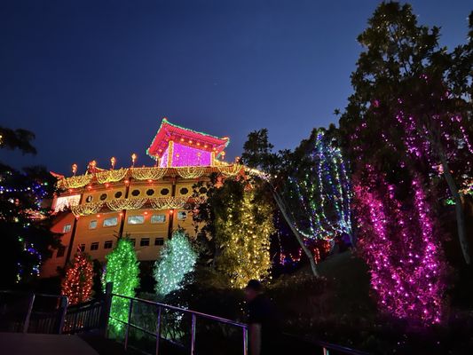 Kek Lok Si Temple by null