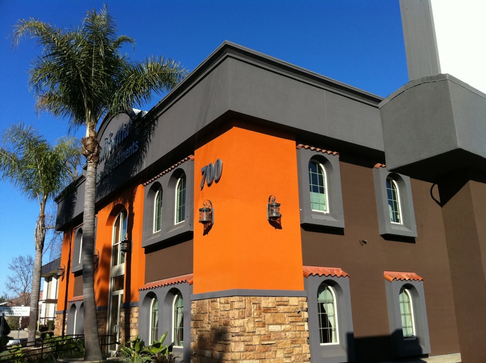 HAWKINS BOHMAN Updated September 2024 700 E Shaw Ave, Fresno