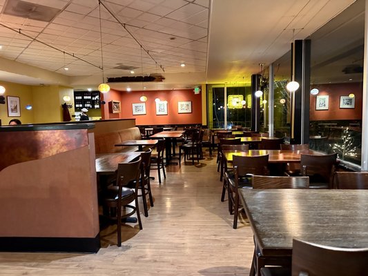 Dang's Thai Kitchen by null