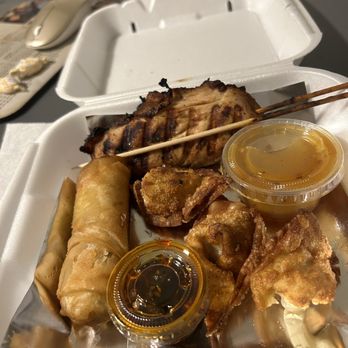 City Wok - Chicken tender Egg roll Wontons And one sauce was so thick I couldn't even dip in it. Disappointed - Chinese Near Me - Studio City, California City Wok - Chicken tender Egg roll Wontons And one sauce was so thick I couldn't even dip in it. Disappointed - Chinese Near Me - Studio City, California