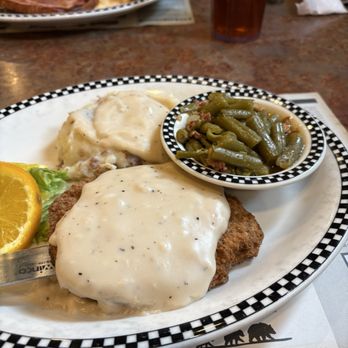 Black Bear Diner Olathe - Country Chicken Fried Steak (5 oz) with Homemade Banana Cream Pie (400-560 cals.)and Italian Green Beans with Bacon - Diners Near Me - Olathe, Kansas Black Bear Diner Olathe - Country Chicken Fried Steak (5 oz) with Homemade Banana Cream Pie (400-560 cals.)and Italian Green Beans with Bacon - Diners Near Me - Olathe, Kansas