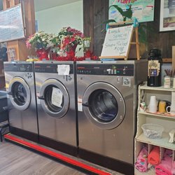 TLC  Deli & Coffee Shop - This is a laundromat, coffee shop