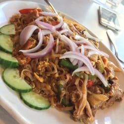 Chiang Mai Orchid Restaurant - Thai style pad Thai