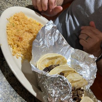 El Potrillo Mexican Restaurant and Grill - Tacos de Carne Asada - Mexican Near Me - Flowood, Mississippi