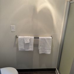 Jot's Resort - Bathroom