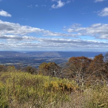 Little Stony Man Trailhead - Oct, 2025. - Hiking Near Me - Syria, Virginia