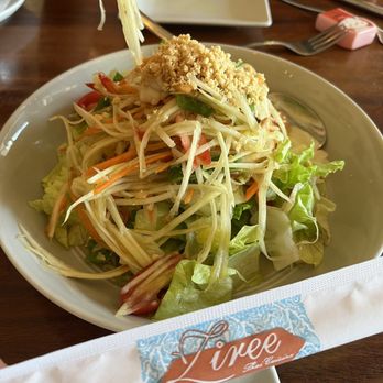 Ziree Thai and Sushi - Pool pui Salad (Thai green papaya salad) - Sushi Bars Near Me - Delray Beach, Florida Ziree Thai and Sushi - Pool pui Salad (Thai green papaya salad) - Sushi Bars Near Me - Delray Beach, Florida