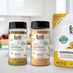 Foods Alive - Nature's cheesy delight! This flavor-packed seasoning combines the natural umami of nutritional yeast with our special blend of Italian herb