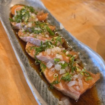 Izakaya Tenkichi - Salmon with green onion - Japanese Near Me - Honolulu, Hawaii Izakaya Tenkichi - Salmon with green onion - Japanese Near Me - Honolulu, Hawaii