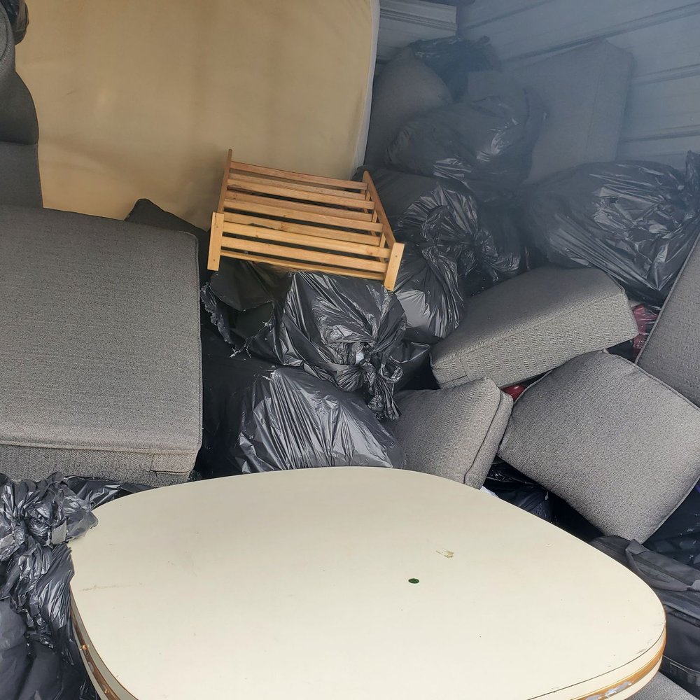 Charm City Movers - This is what cost $550 move 3 blocks max - Movers Near Me - Windsor Mill, Maryland