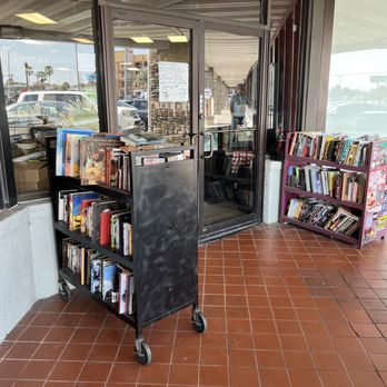 Mojo Books & Records - Front - Coffee & Tea Near Me - Tampa, Florida Mojo Books & Records - Front - Coffee & Tea Near Me - Tampa, Florida
