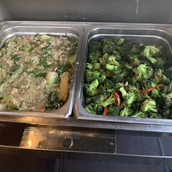 Restaurant 604 - Chicken Long Rice / Seasoned Broccoli Sooo delicious. - Breakfast & Brunch Near Me - Honolulu, Hawaii Restaurant 604 - Chicken Long Rice / Seasoned Broccoli Sooo delicious. - Breakfast & Brunch Near Me - Honolulu, Hawaii