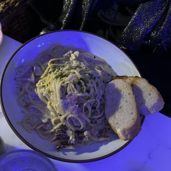 Enchant - Creamy pasta - Asian Fusion Near Me - Los Angeles, California