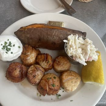 Blue Point Grill - Barnegat Sea Scallops with sweet potato - Seafood Near Me - Princeton, New Jersey
