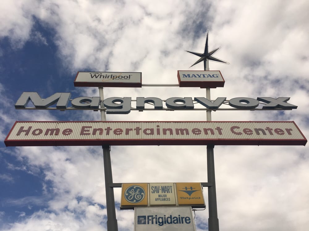 SAVMART Updated May 2024 28 Reviews 1729 N Wenatchee Ave