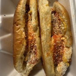 Leos Hotdog Stand