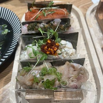 Hello Temaki - Sushi Bars Near Me - Elk Grove, California
