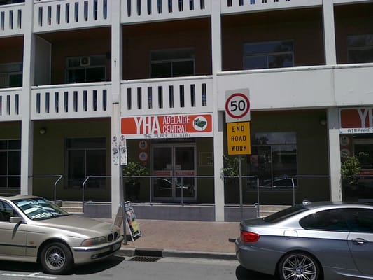 YHA Adelaide Central by null