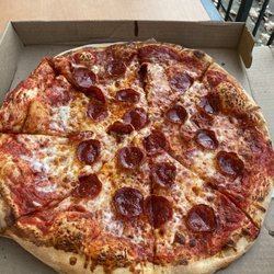 Large pepperoni pizza