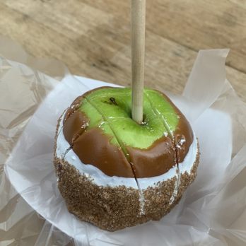 Sweet Shoppe Candy Store - Caramel apple - apple pie - Candy Stores Near Me - Flagstaff, Arizona Sweet Shoppe Candy Store - Caramel apple - apple pie - Candy Stores Near Me - Flagstaff, Arizona
