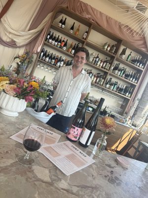 Pont Neuf Bar by null