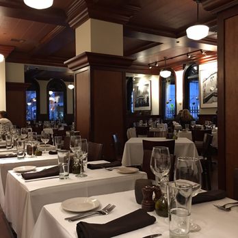 Francesca's On Chestnut - A look at the main dining area. - Italian Near Me - Chicago, Illinois Francesca's On Chestnut - A look at the main dining area. - Italian Near Me - Chicago, Illinois