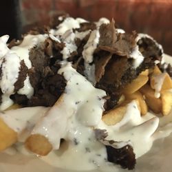 Abrakebabra - Meat on chips