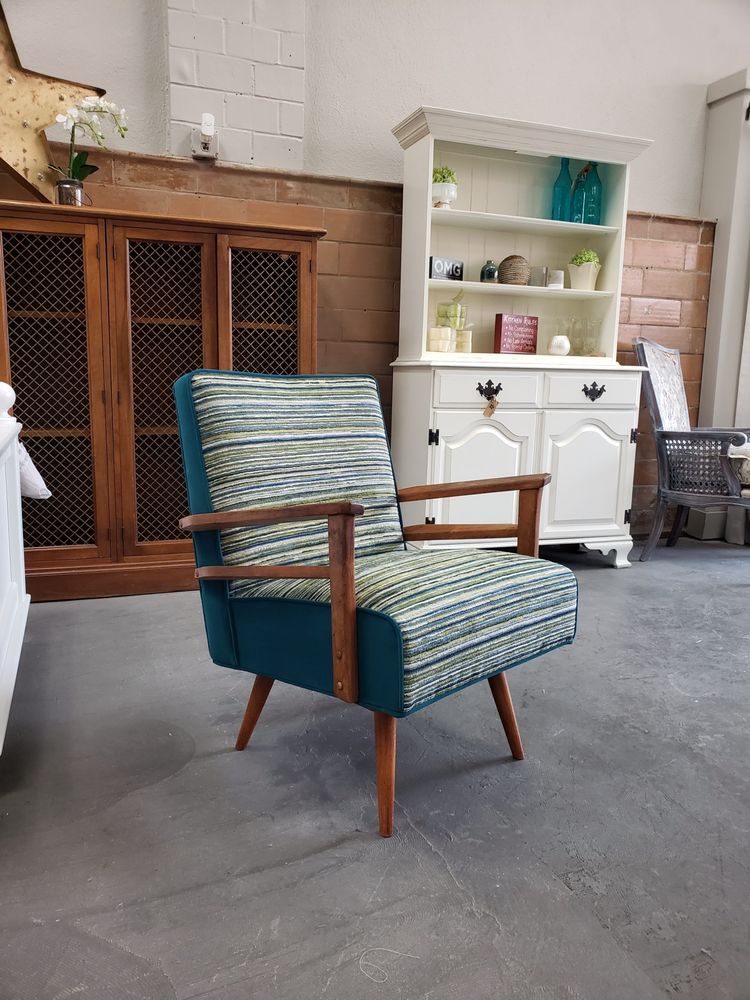 Razzberry Wimzy - upholstery in Lees Summit, MO