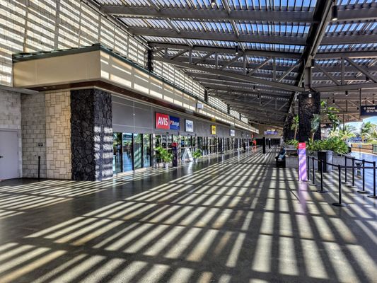 Kahului Airport by null