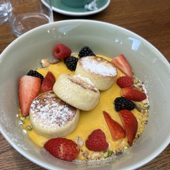 Mood - Syrniki with mango custard - Breakfast & Brunch Near Me - Los Angeles, California Mood - Syrniki with mango custard - Breakfast & Brunch Near Me - Los Angeles, California