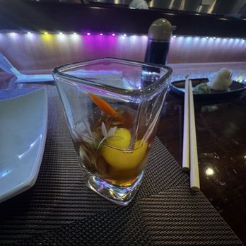 Tsuri - Oyster shooter - Sushi Bars Near Me - Los Angeles, California