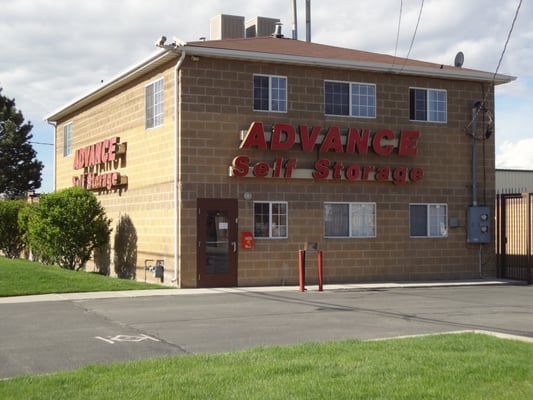 Advance Self Storage