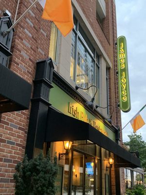 James Joyce Irish Pub & Restaurant by null