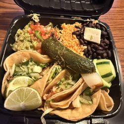 Taqueria La Mexicana - Taco platter