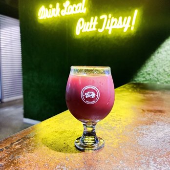 Tipsy Putt - Drink Local, Putt Tipsy - Pubs Near Me - Sacramento, California Tipsy Putt - Drink Local, Putt Tipsy - Pubs Near Me - Sacramento, California