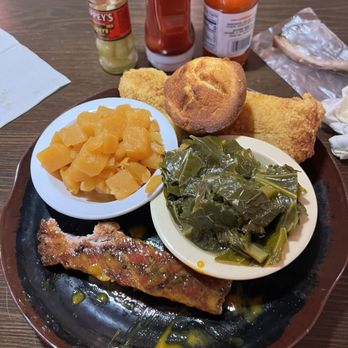 Thelma's Kitchen - Ribs, catfish, collard greens, rutabaga and cornbread - Soul Food Near Me - Eufaula, Alabama