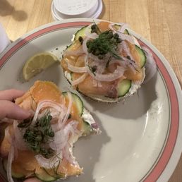 bagel with lox